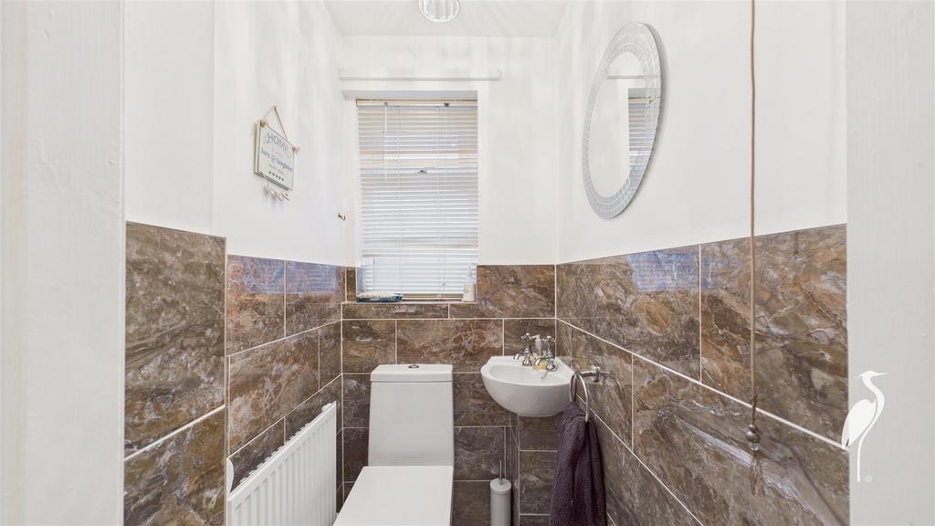 Cloakroom/WC