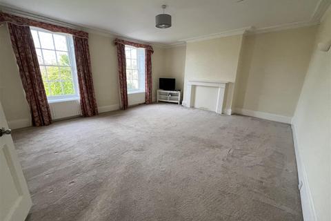 3 bedroom apartment to rent, Northumberland Street, Alnmouth