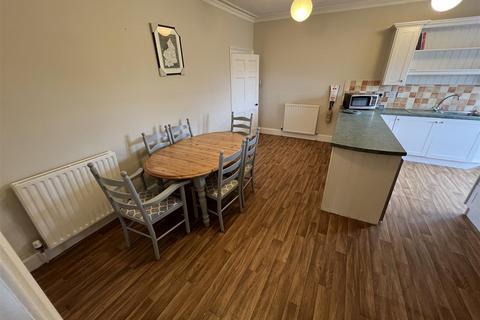 3 bedroom apartment to rent, Northumberland Street, Alnmouth