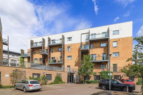 Flat - Rustat Avenue, Cambridge CB1