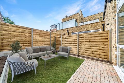 7 bedroom detached house for sale, Lion Road, Bexleyheath, Kent, DA6
