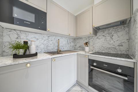7 bedroom detached house for sale, Lion Road, Bexleyheath, Kent, DA6