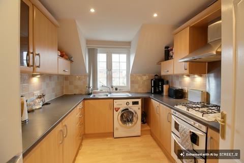 2 bedroom coach house to rent, Galloway Drive, Ashford TN25