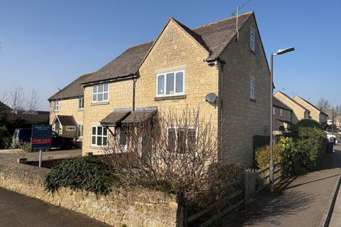 undefined, John Tame Close, Fairford, Gloucestershire, GL7