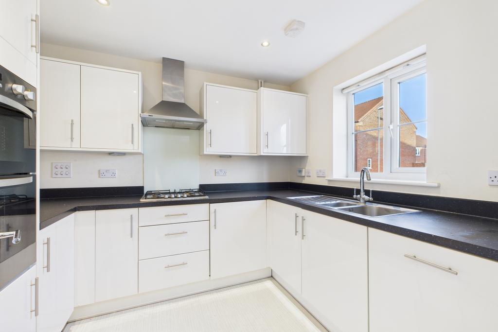 Ewe Move - Spalding - Tweed Close - Kitchen
