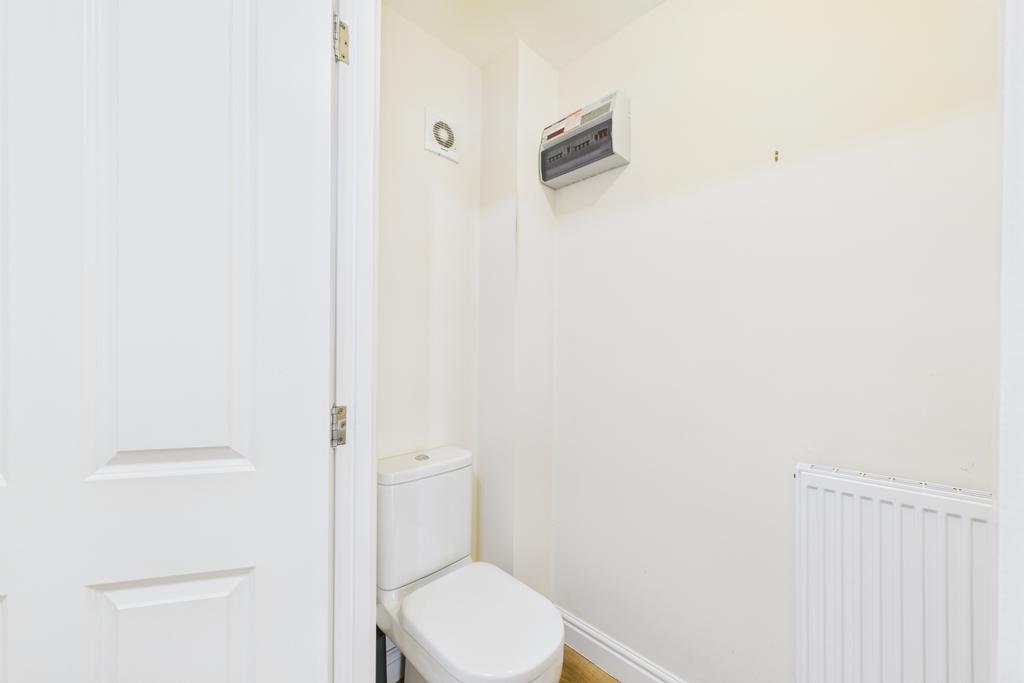 Ewe Move - Spalding - Tweed Close - Downstairs WC