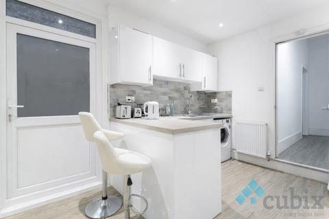 undefined, Searles Road, London SE1