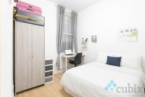undefined, Searles Road, London SE1