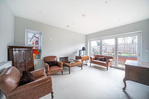 4 bedroom detached house for sale, Holbrooke Place, Hurstbourne Priors, RG28