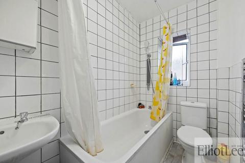 2 bedroom apartment for sale, North End Road, Wembley, Middlesex, HA9 0AD