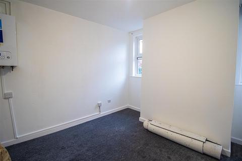 undefined, 1-Bed Apartment to Let on Brackenbury Road, Preston