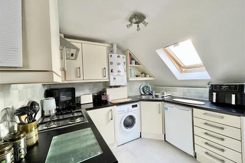 2 bedroom apartment for sale, Carters Avenue, Poole BH15
