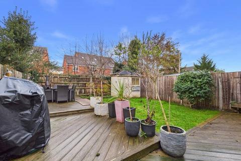 undefined, Gaston Way, Shepperton, Surrey, TW17