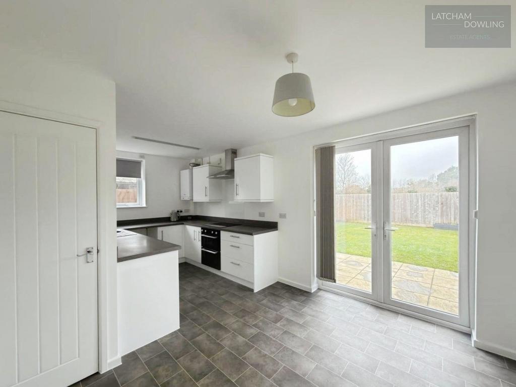 Kitchen/ Breakfast Room