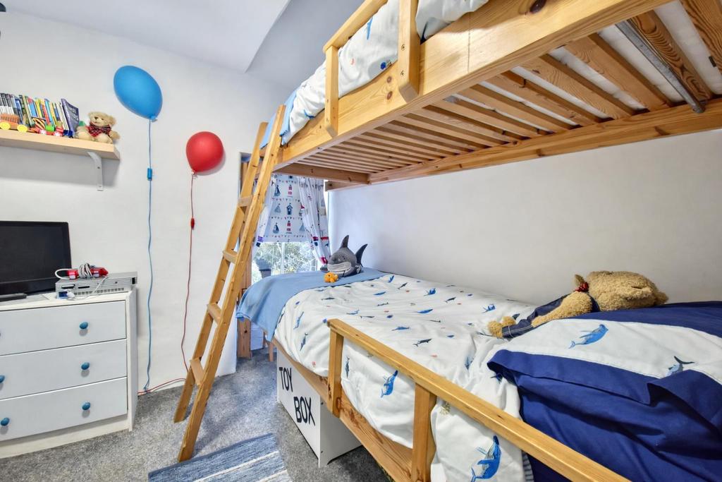 Bedroom 2.png