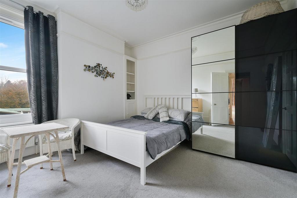 DE BURGH HOUSE, APARTMENT 3- (10).jpg