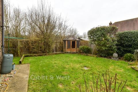 undefined, Morris Drive, Billingshurst RH14