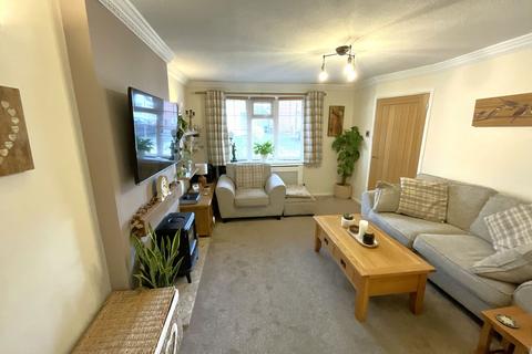 3 bedroom semi-detached house for sale, Sandringham Road, Halesowen B62