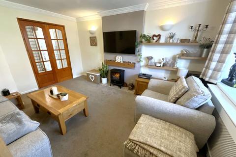 3 bedroom semi-detached house for sale, Sandringham Road, Halesowen B62
