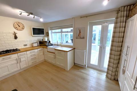 3 bedroom semi-detached house for sale, Sandringham Road, Halesowen B62
