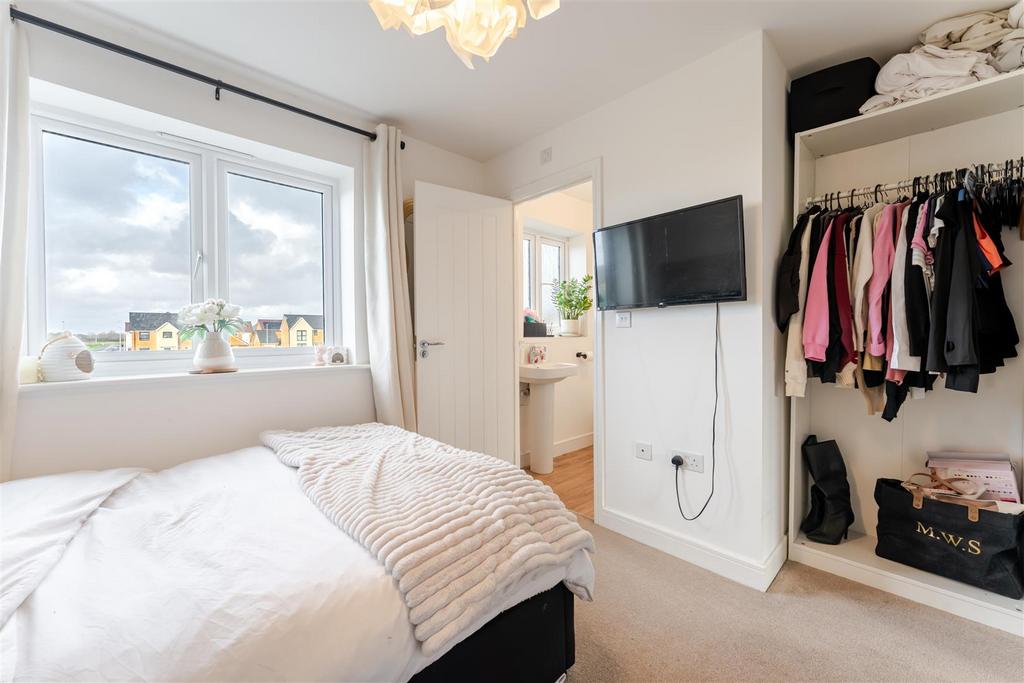 32 Porters Drive Banwell 5.jpg