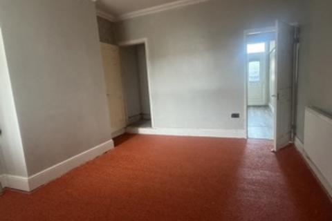 3 bedroom terraced house for sale, New Street, Doncaster, DN5