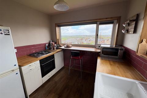 2 bedroom semi-detached bungalow for sale, Harewood Avenue, Heckmondwike
