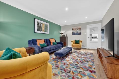 undefined, 10 Marshall Gardens, Kilmaurs, KA3 2TZ