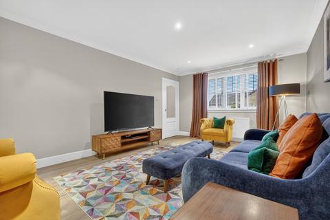 undefined, 10 Marshall Gardens, Kilmaurs, KA3 2TZ