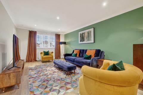 undefined, 10 Marshall Gardens, Kilmaurs, KA3 2TZ