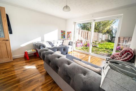 2 bedroom terraced house for sale, Whaddon Way, Milton Keynes MK3