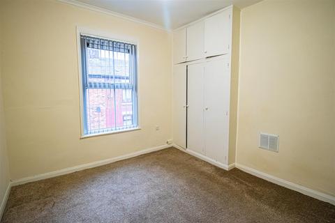 undefined, 3-Bed Terraced House to Let on Henderson Street, Preston