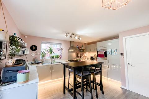 3 bedroom detached house for sale, Pastures Drive, Tidbury Green, B90
