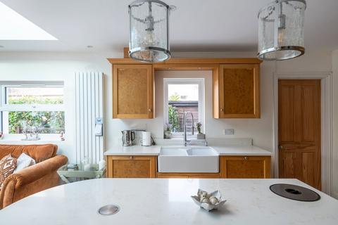 undefined, Effingham Road, Reigate, RH2