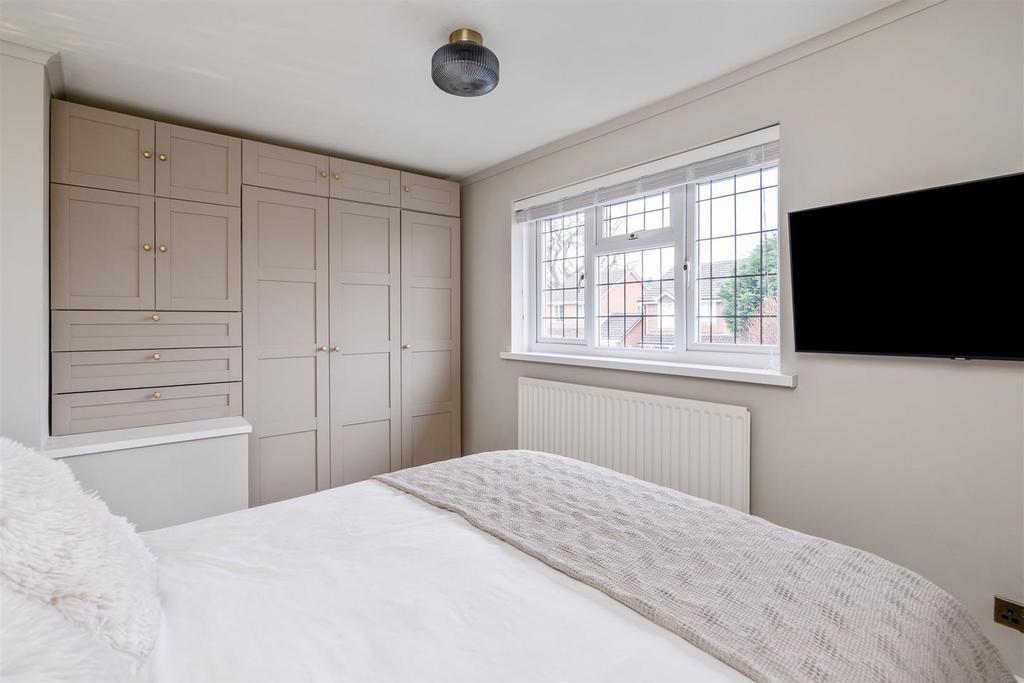 5 Stoneythorpe Close 11.jpg