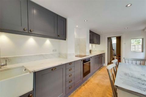 3 bedroom terraced house to rent, Charlton Kings Road, London NW5