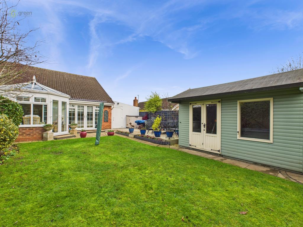 Cam03830g0pr0245still025