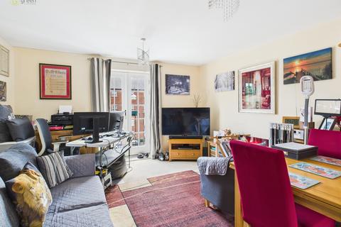 2 bedroom apartment for sale, Horseshoe Crescent, Great Barr, B43