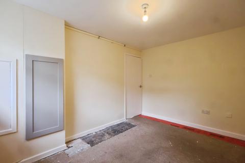 2 bedroom flat to rent, Victoria Close, Stratford-upon-Avon, CV37