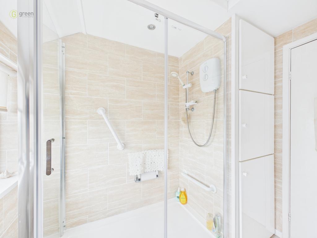 Cam05591g0pr0107still014