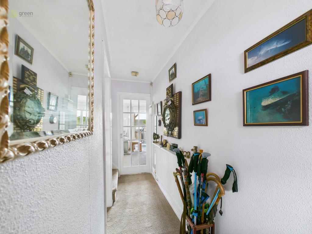 Cam05591g0pr0107still030