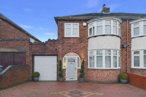 Kettlebrook, Tamworth B77