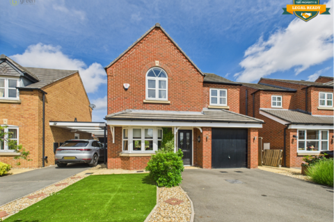 4 bedroom detached house for sale, Croft Close, Two Gates, Tamworth, B77