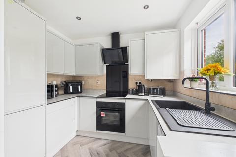 3 bedroom end of terrace house for sale, Fradley, Lichfield WS13
