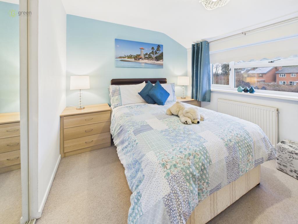 Cam04425g0pr0324still013