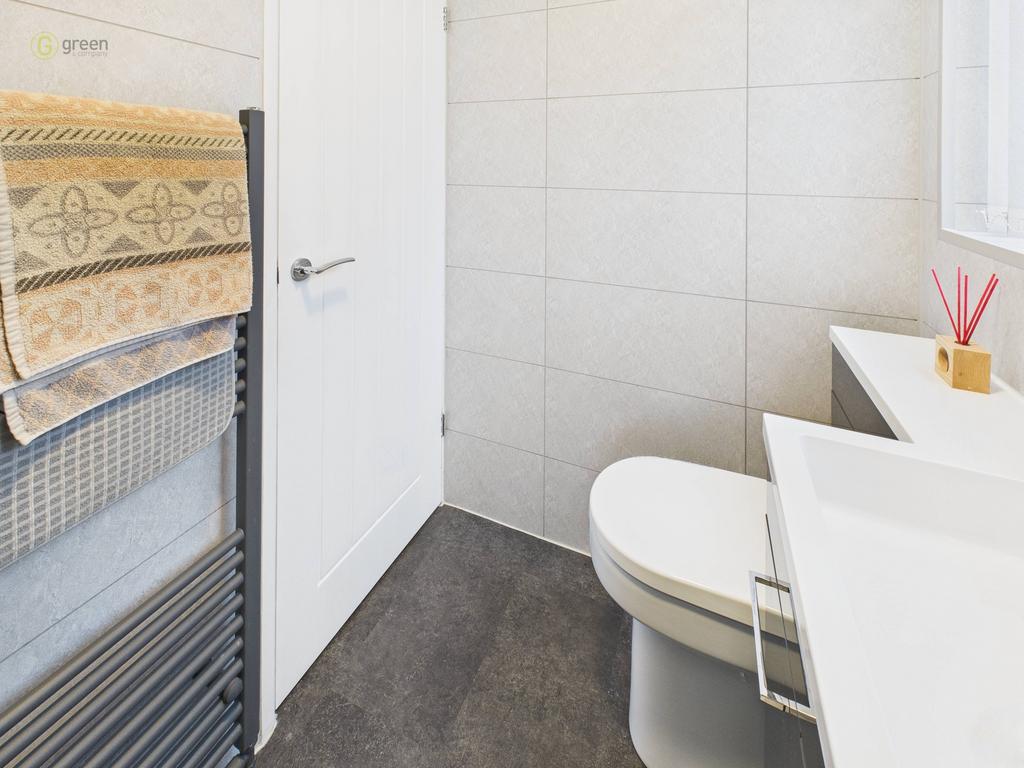 Cam04425g0pr0315still006