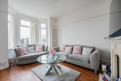 4 bedroom terraced house for sale, High Street, Gorleston