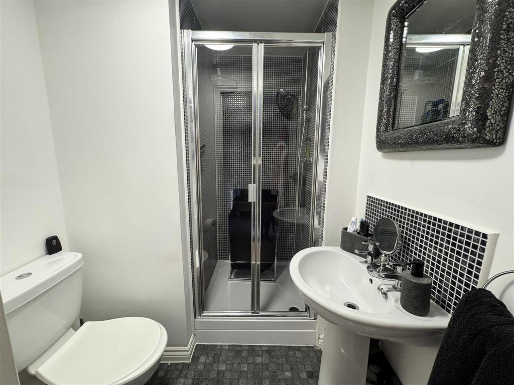 Ensuite