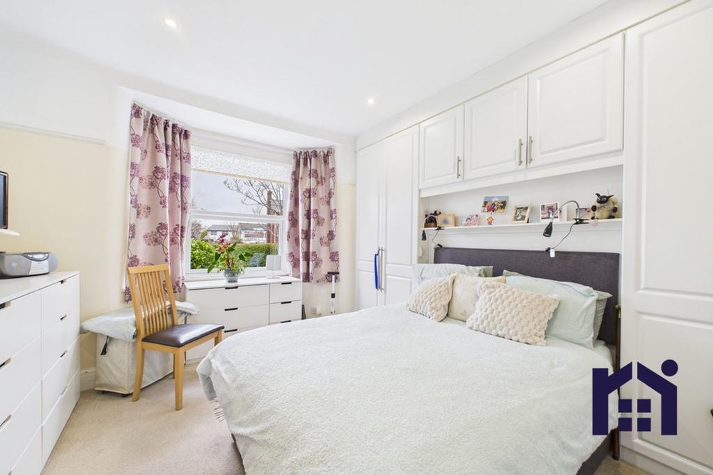 Principal bedroom