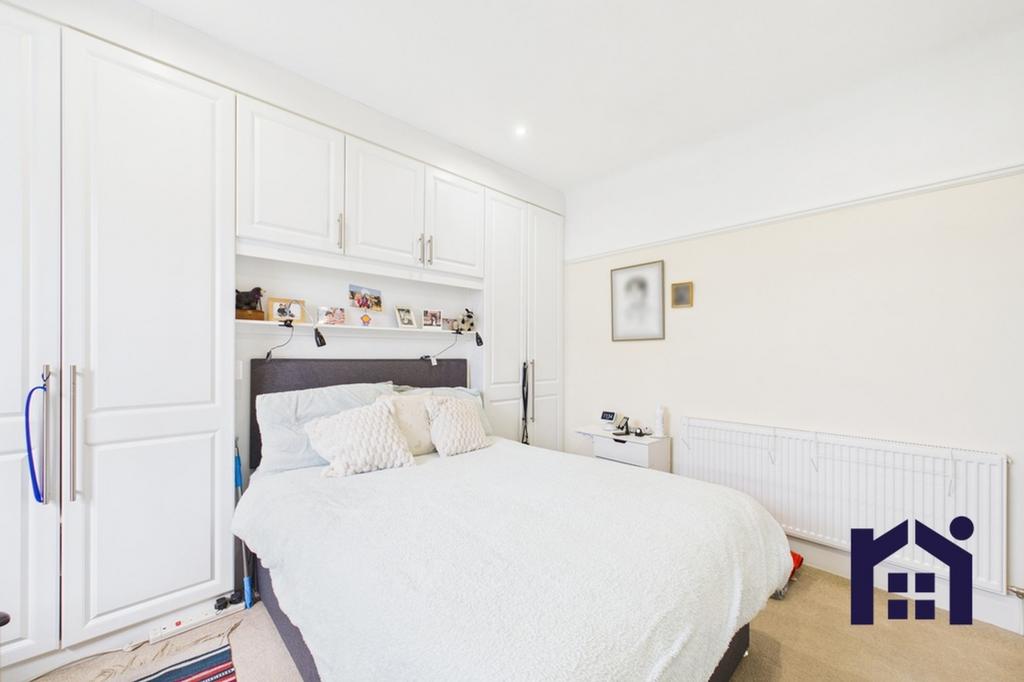 Principal bedroom